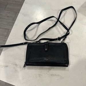 The Sak 3-In-1 Leather Phone Wallet